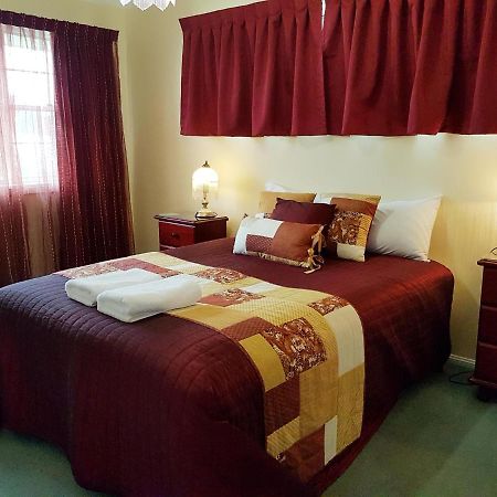 Bed and Breakfast Grovely House à Stanthorpe Extérieur photo