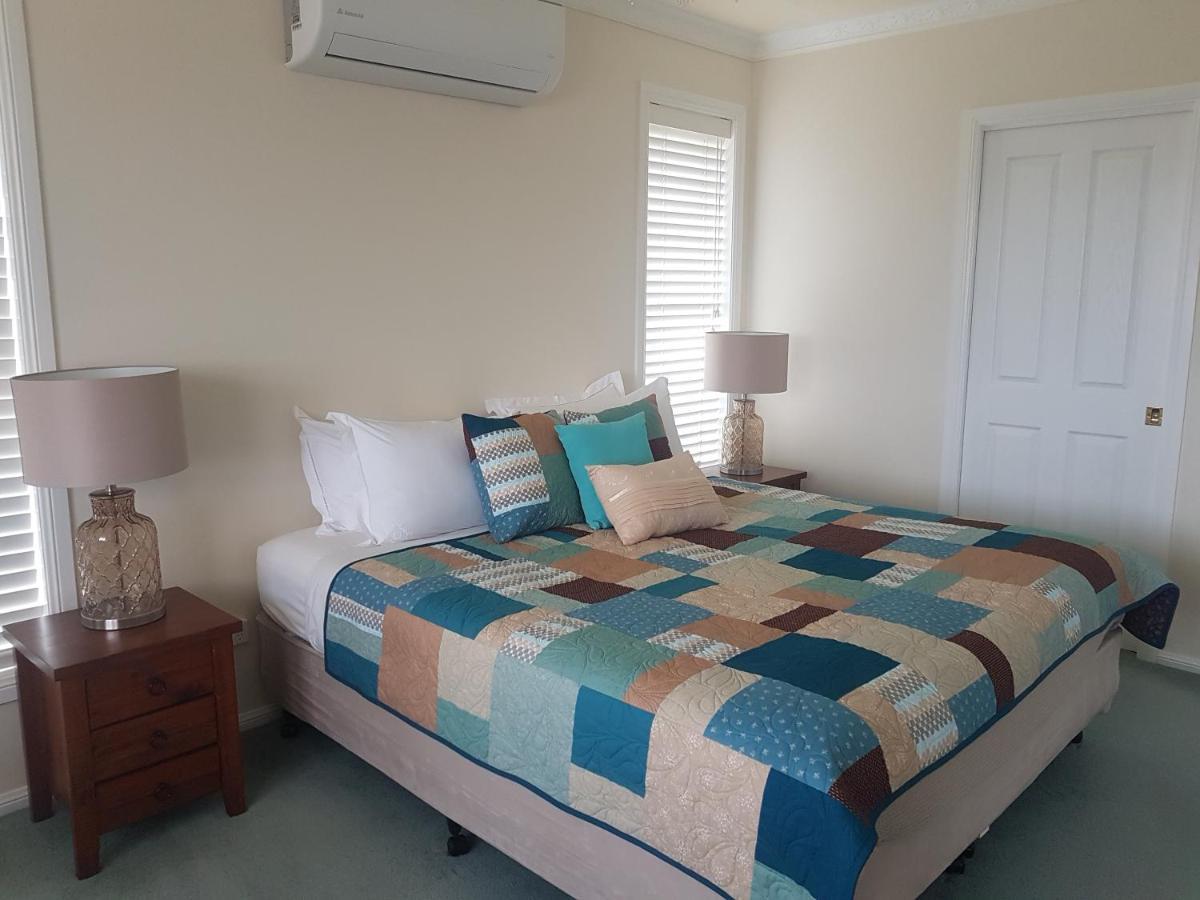 Bed and Breakfast Grovely House à Stanthorpe Extérieur photo