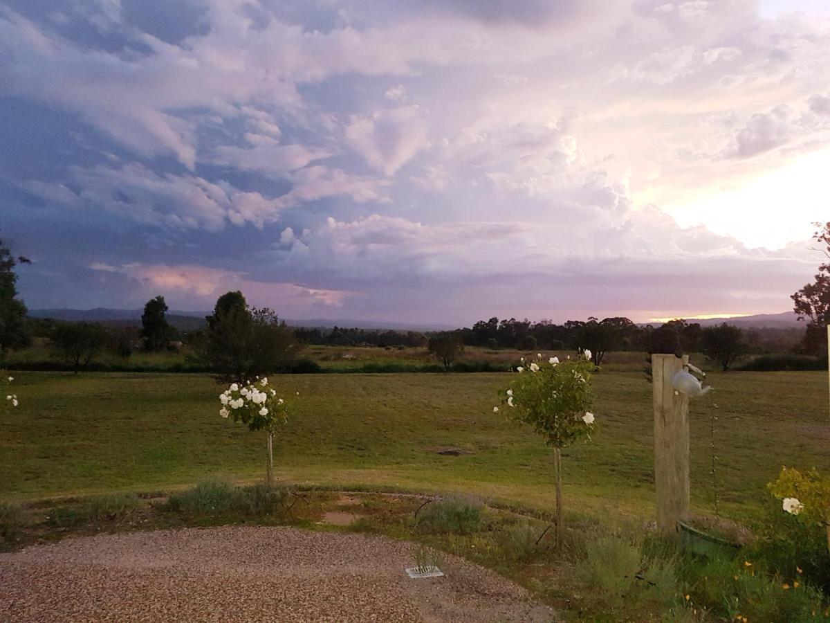 Bed and Breakfast Grovely House à Stanthorpe Extérieur photo